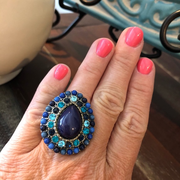 Blues/turquise statement ring - Picture 2 of 6